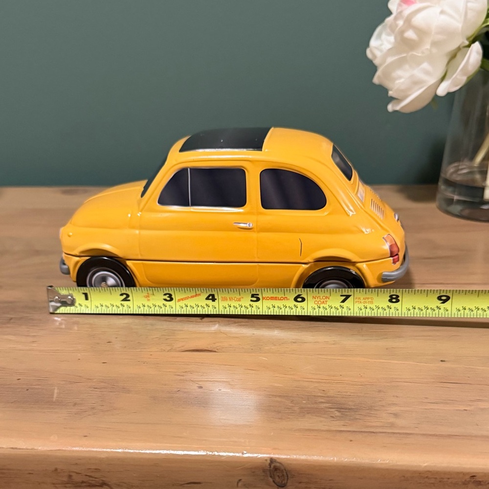 Vintage Fiat 500 Yellow Car Tin Collectible | Official Product | Retro Box - Picture 8 of 10